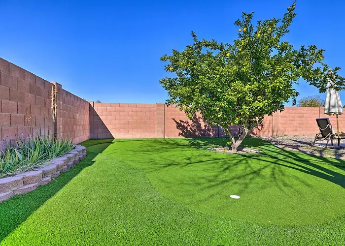 Heated Pool + Foosball: Modern Sanctuary Ferienhaus Phoenix